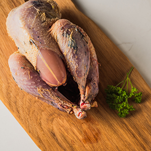 Fazant, versnijdt en verpakt verschillende soorten vlees